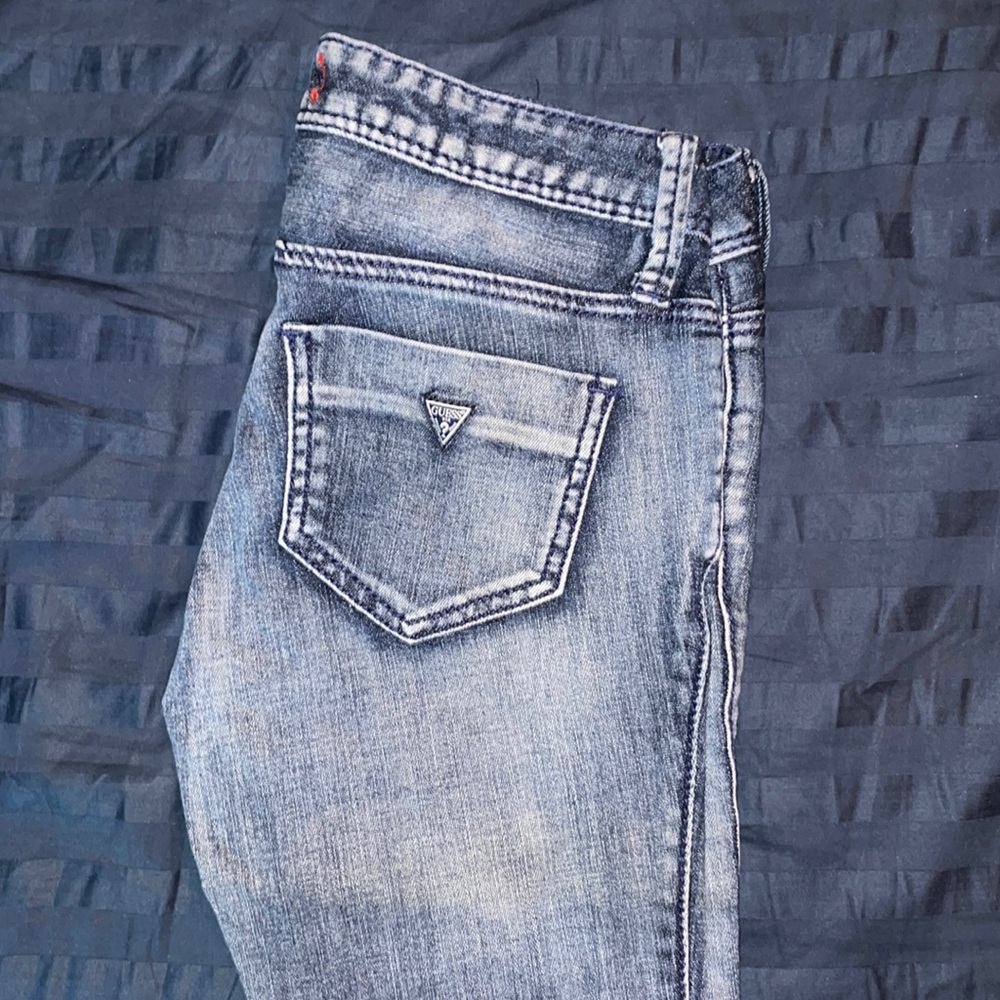 COPY - Tight blue faded Guess jeans